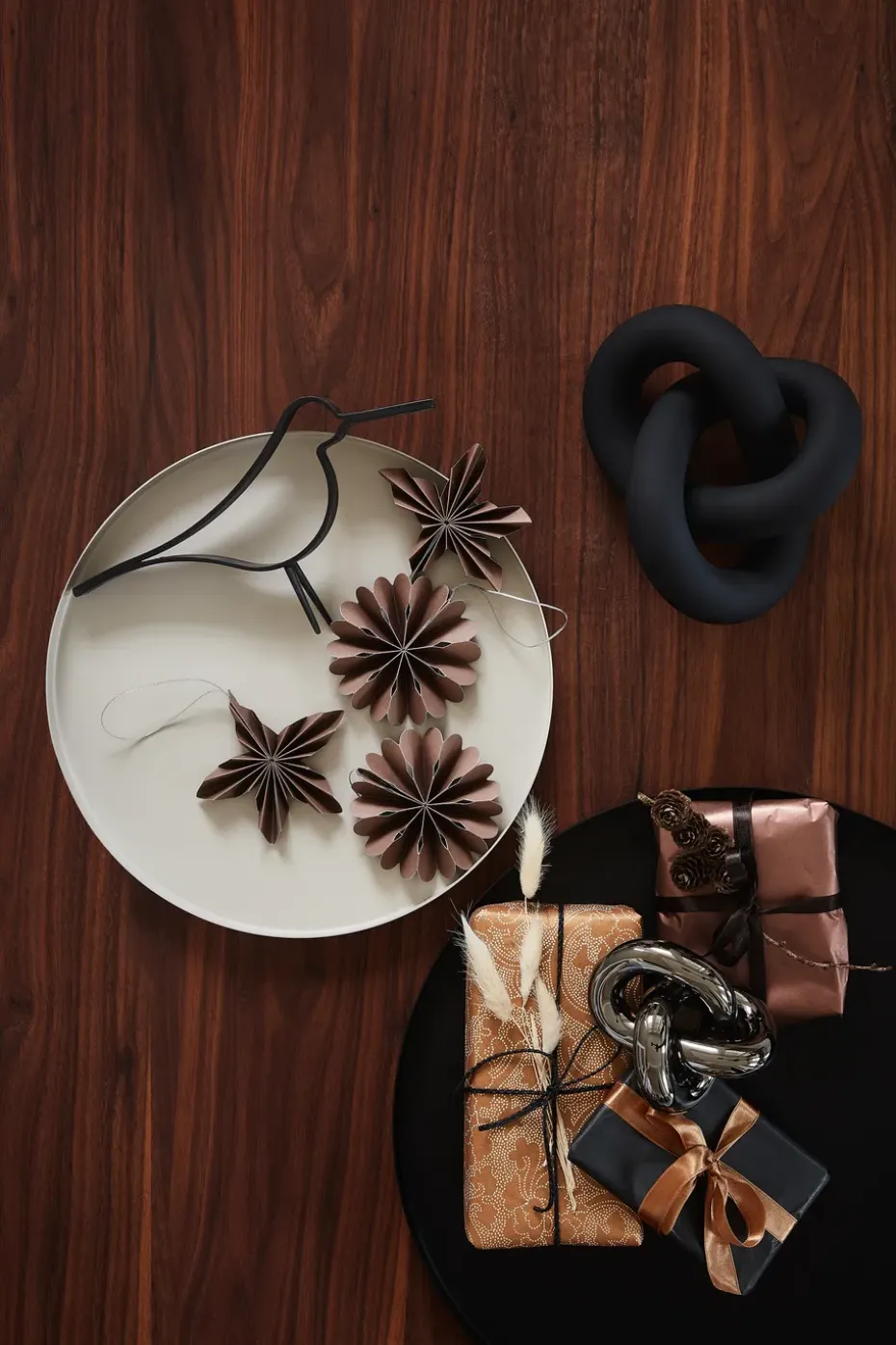 Adorno Knot Table large, Black