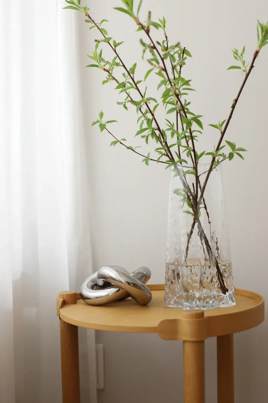 Adorno Knot Table large, Light Silver