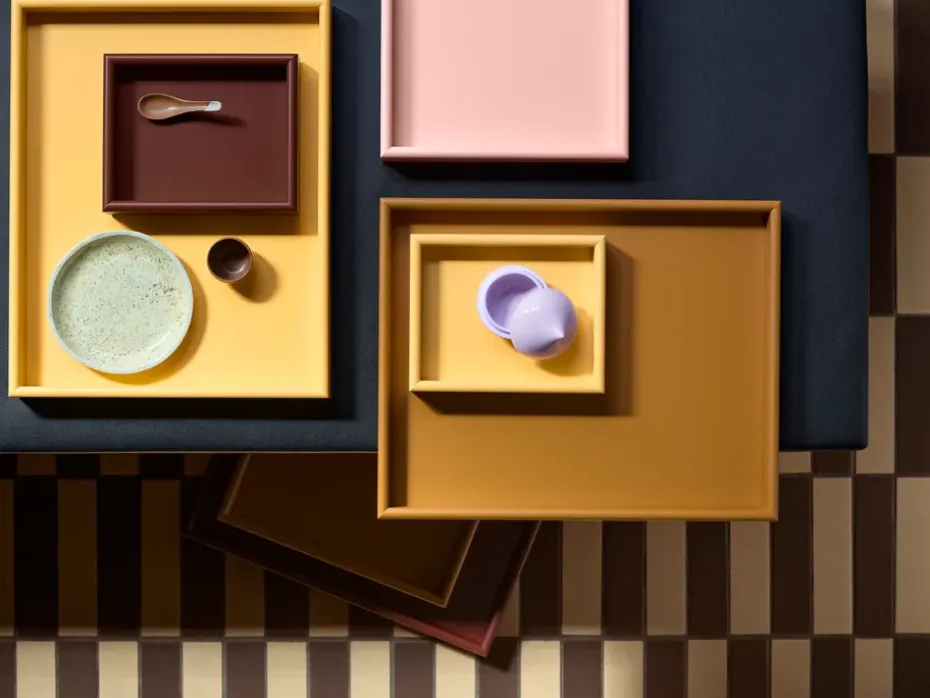 Bandeja Arrange large 35,3x44,1 cm, Amber