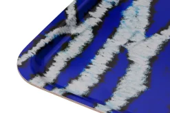 Bandeja Monster Medium 37x53 cm, Ultramarine blue-white