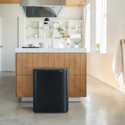 Bo touch bin 60 L, negro mate