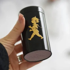 Bote de cerillas Solstickan 100-pack, Negro-dorado