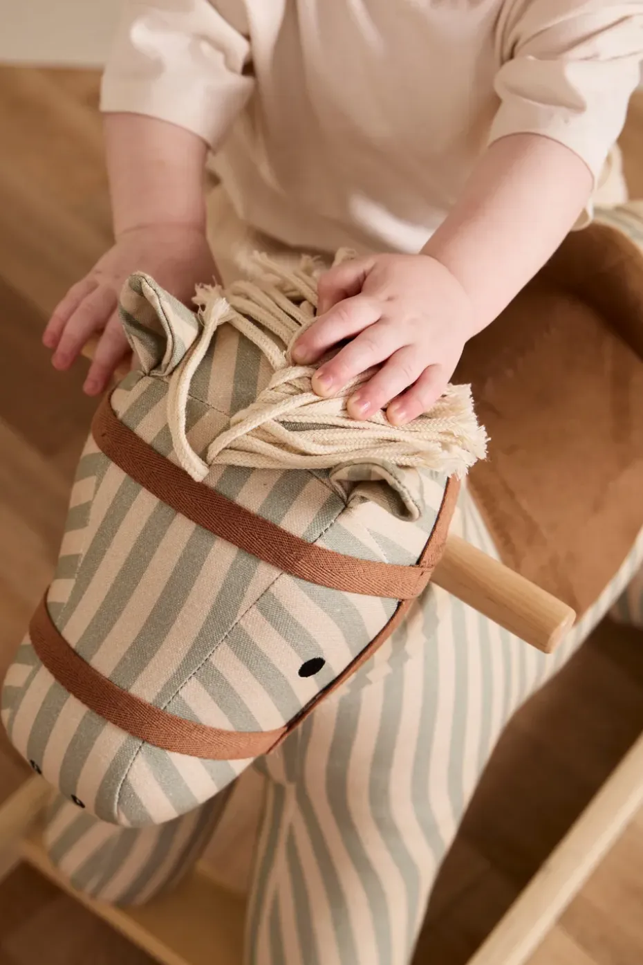 Caballo balancín Kid's Concept, Sam