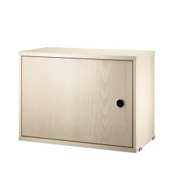 Cabinet con puerta batiente String, Chapa de fresno, 58x30 cm
