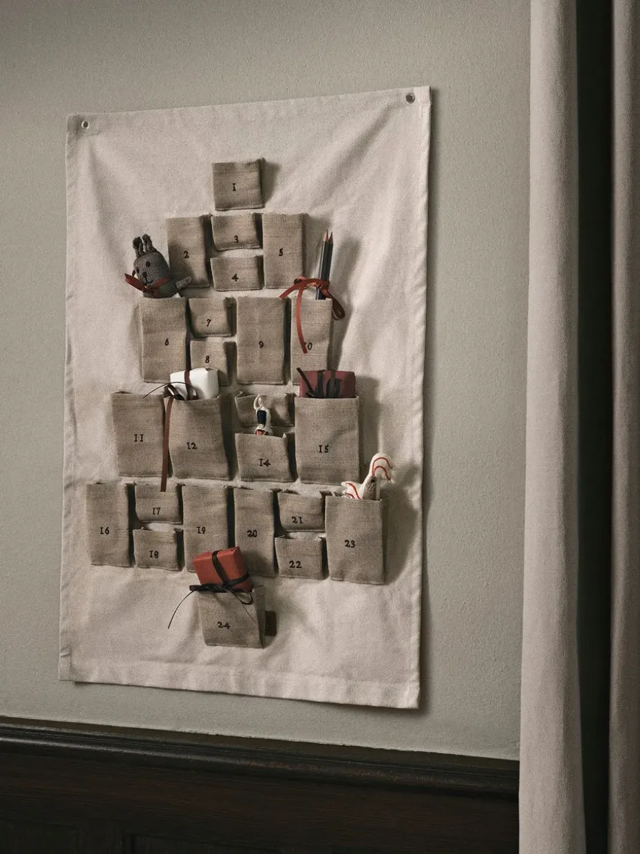 Calendario de Navidad Pine, Maxi, 90x125 cm