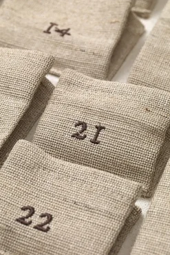 Calendario de Navidad Pine, Mini, 50x69 cm