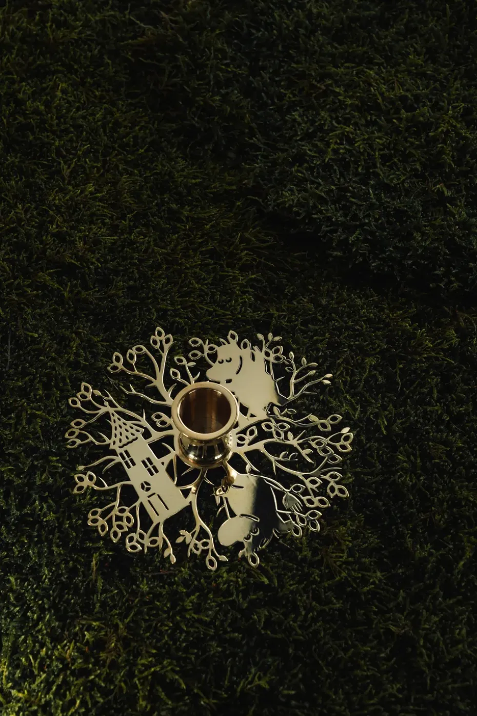 Candelabro Hilke X Mumin No.1, Latón