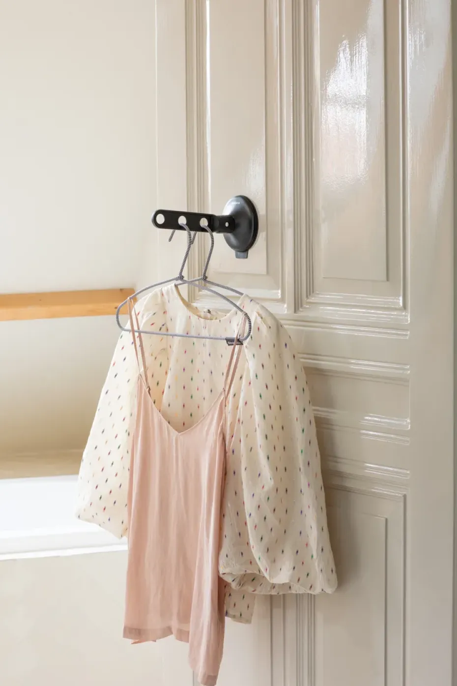 Colgador Brabantia con ventosa, Negro