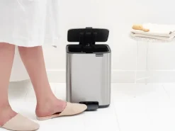 Cubo de basura con pedal Bo 7 L, Acero mate antihuellas