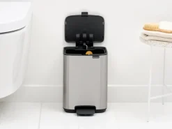 Cubo de basura con pedal Bo 4 L, Acero mate antihuellas