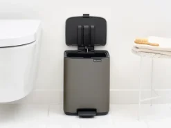Cubo de basura con pedal Bo 7 L, Platino