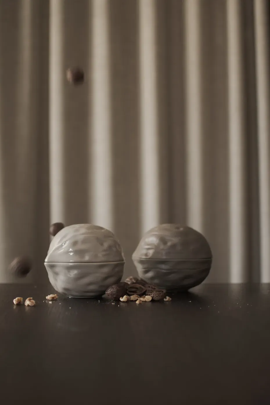 Cuenco con tapa Walnut, Dust