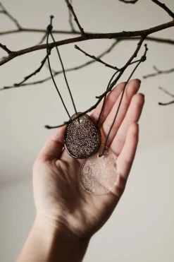 Decoración colgante Airy hanging egg, Brown