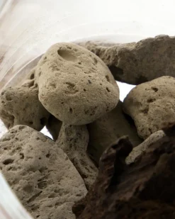 Difusor Meraki de piedra de lava y madera, Negro