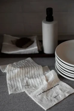 Dispensador de jabón Ernst 35 cl, Blanco natural