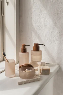 Dispensador de jabón Modest alto, Kit