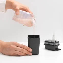 Dispensador de jabón para cocina Brabantia 11,5 cm, gris oscuro