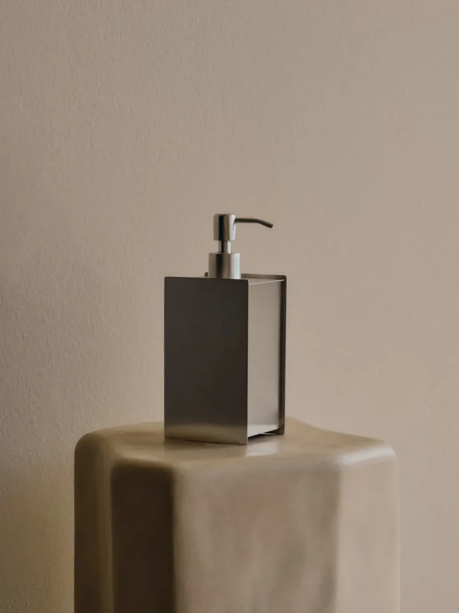 Dispensador de jabón Sama, Brushed stainless steel