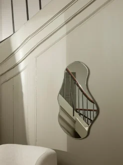 Espejo Pond large, Dark chrome