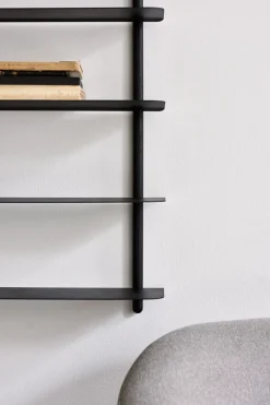 Estantería Nivo E, Fresno teñido de negro-negro