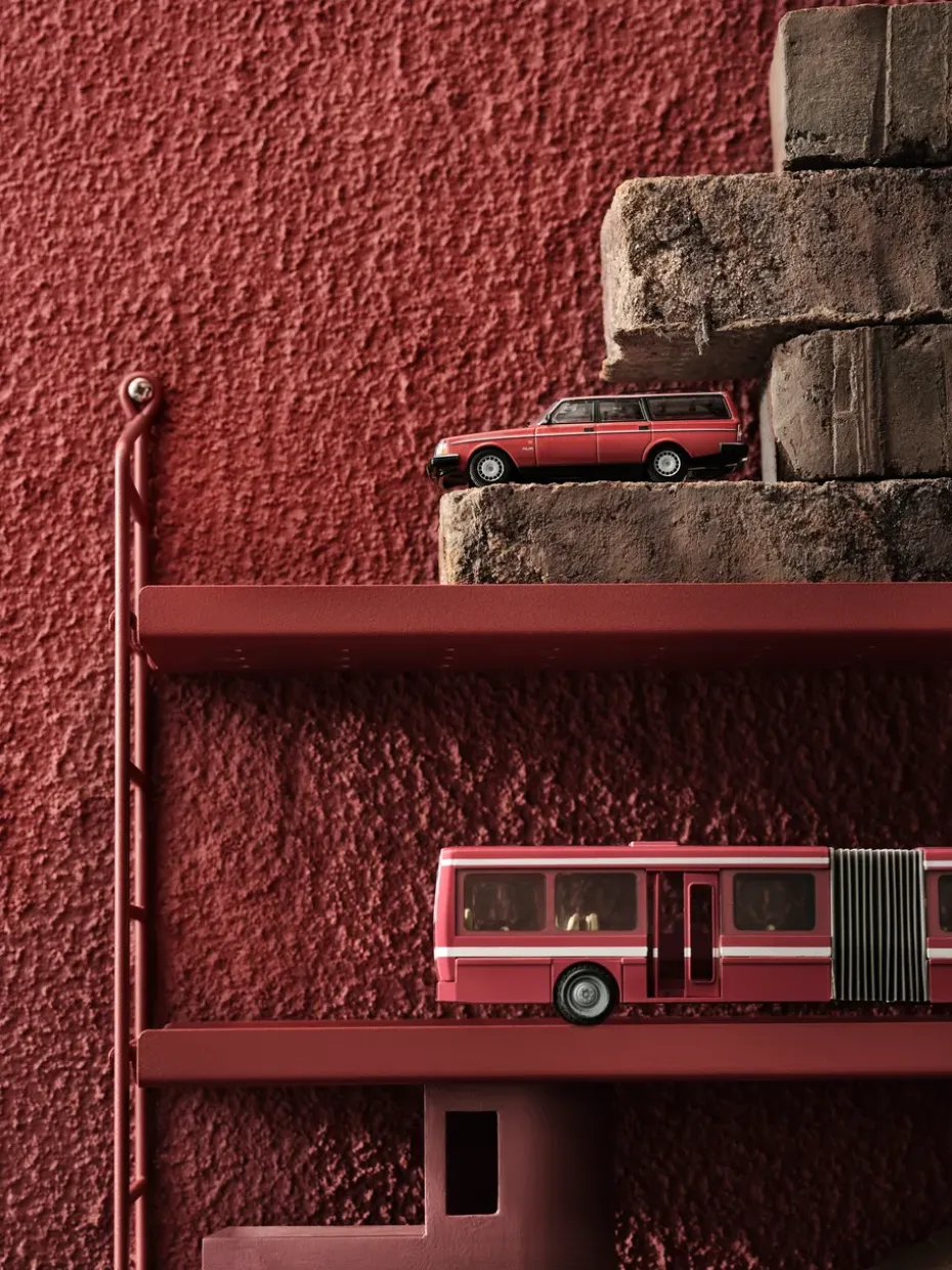 Estantería String Pocket metal, Oxtorg rojo