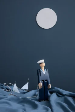 Figura madera Kay Bojesen marinero, azul