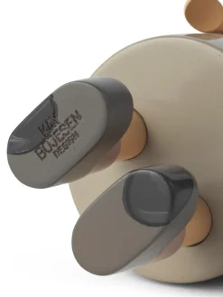 Figura The Little Match Girl, Haya