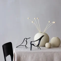 Figura Woody Bird pequeña, roble teñido de negro