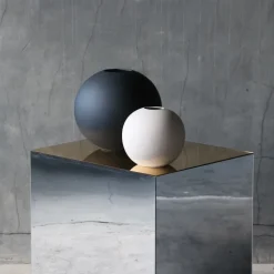 Jarrón Ball negro, 30 cm