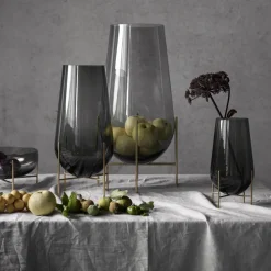 Jarrón Échasse S, vidrio ahumado