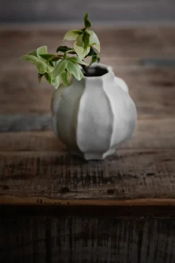 Jarrón con relieve Ernst, 10 cm