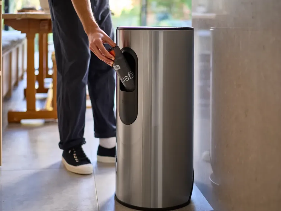 Joseph Joseph Arc cubo de pedal 30 L, Stainless steel