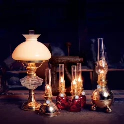 Lámpara de parafina Koholmen, roby red (rojo)