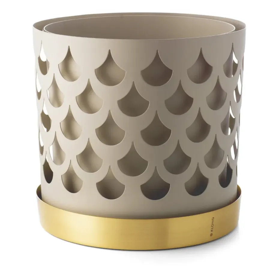 Maceta beige con plato en latón Trio Drop, Big Ø28 cm