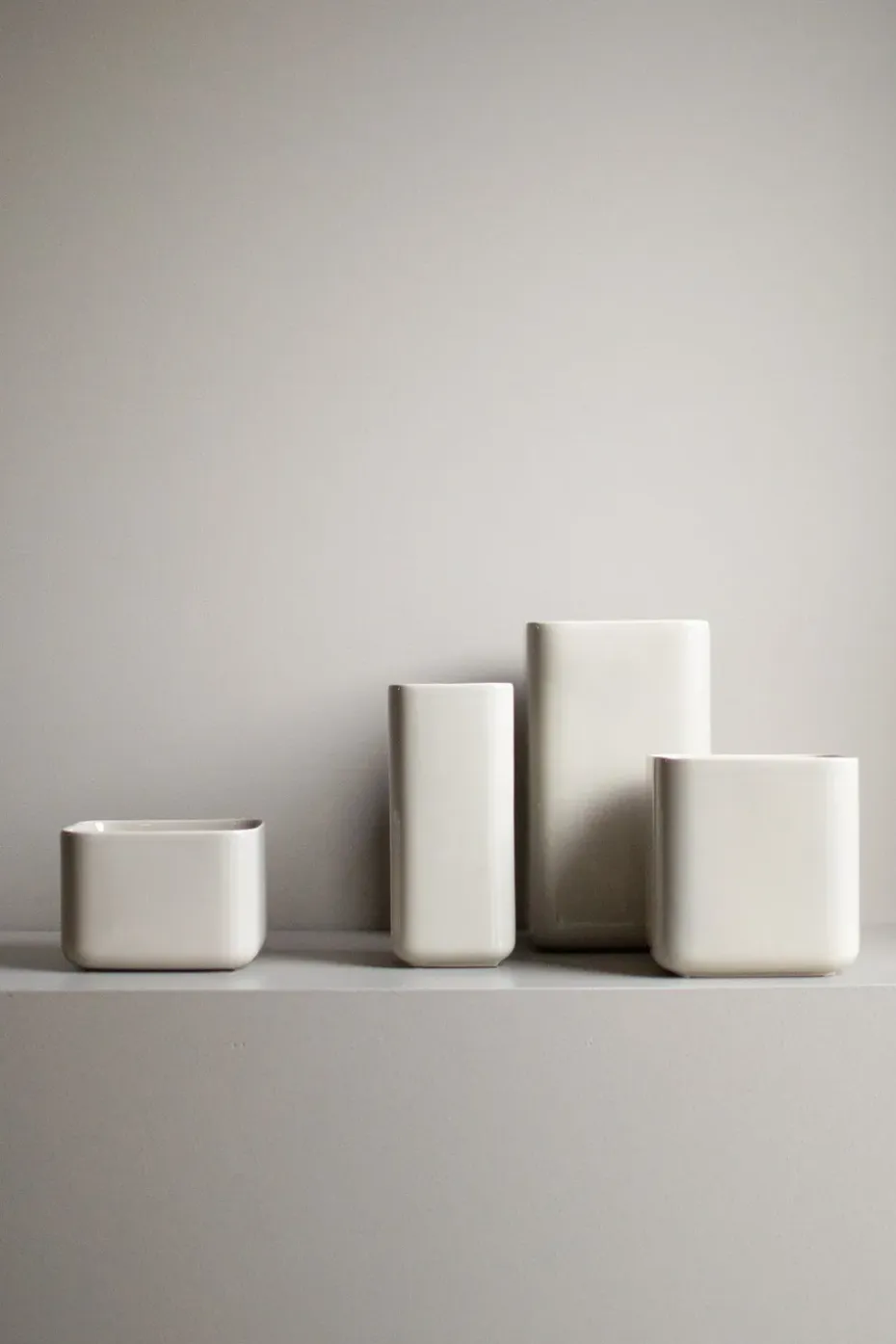 Maceta Cube plant bajo Ø13 cm, Shiny mole