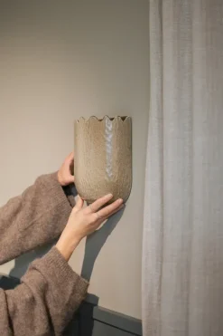 Maceta de pared Flowery 19 cm, Beige