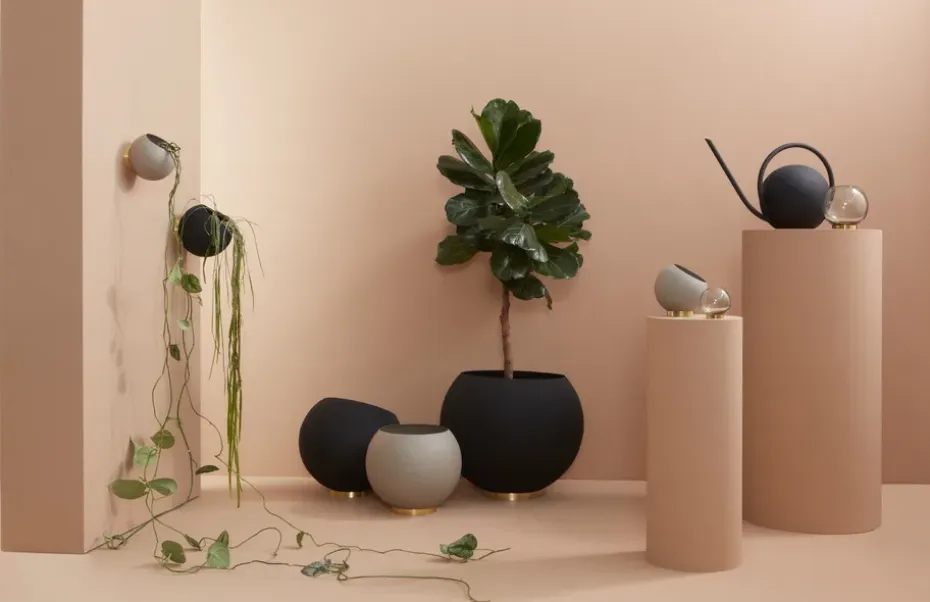 Maceta de pared Globe Ø21 cm, Black