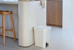 Papelera con pedal StepUp de 25 L, Gris claro