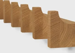 Perchero Column 49 cm, Roble aceitado en tono cálido