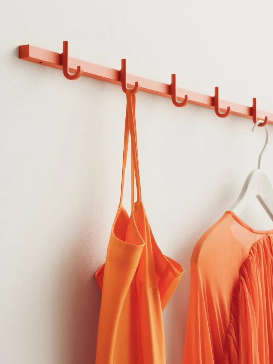 Perchero con pomos Relief large 123 cm, Naranja