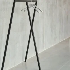 Perchero Loop Stand Wardrobe, Black