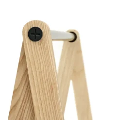 Perchero para ropa Toj, White, base de fresno