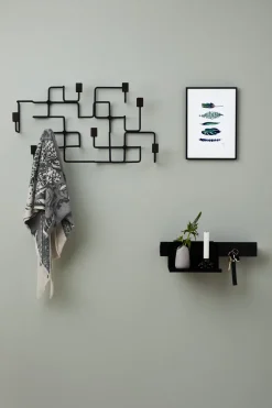 Perchero Underground, Negro-roble teñido de negro