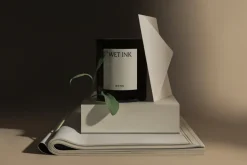 Vela aromática Olfacte Wet Ink, 79 g