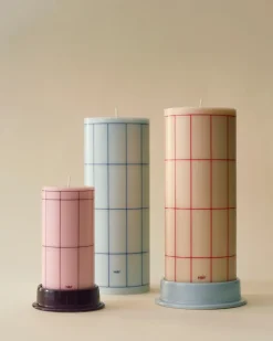 Vela gruesa Column Candle large 25 cm, Light blue-blue grid check