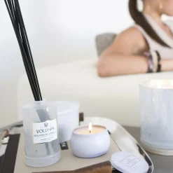 Vela perfumada Decorative Tin 25h, Bourbon Vanille